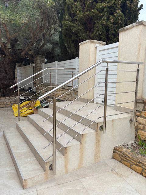 Superbes Garde-Corps installés dans une villa à Saint-Cyr près de Marseille