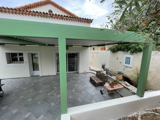 Pergola bioclimatique à double module