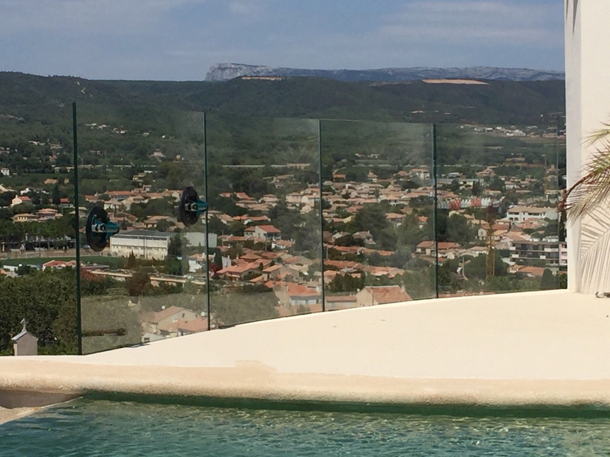 Garde-corps tout verre éxtérieur