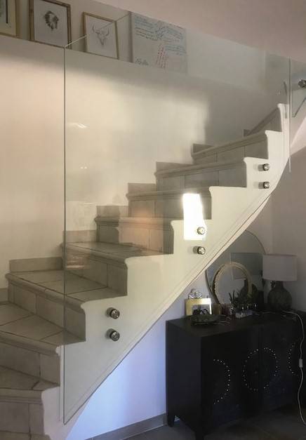 garde-corps transparent pour escalier d'intérieur