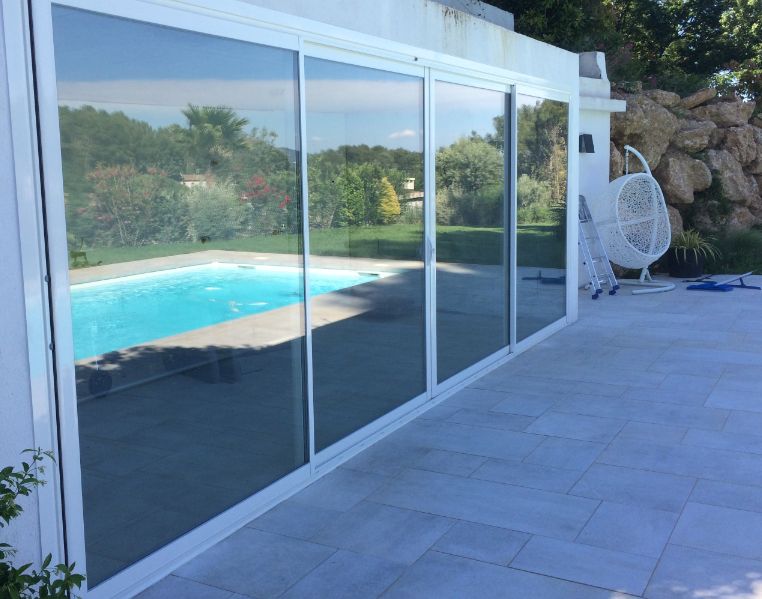 châssis coulissant 4 vantaux posé par Alberstore Aubagne